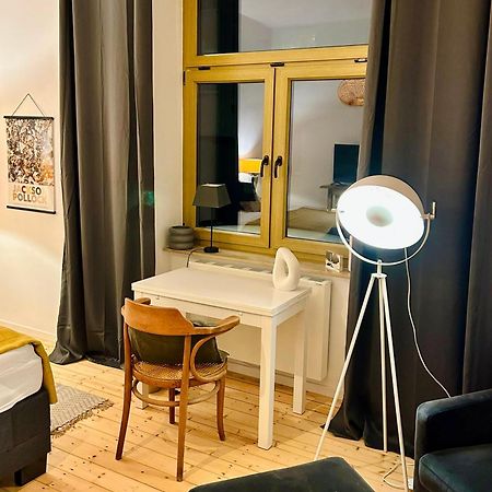 Feelslikehome - Stylische Und Zentrale Altbauwohnung Mit Terrasse&Garten Bochum Luaran gambar
