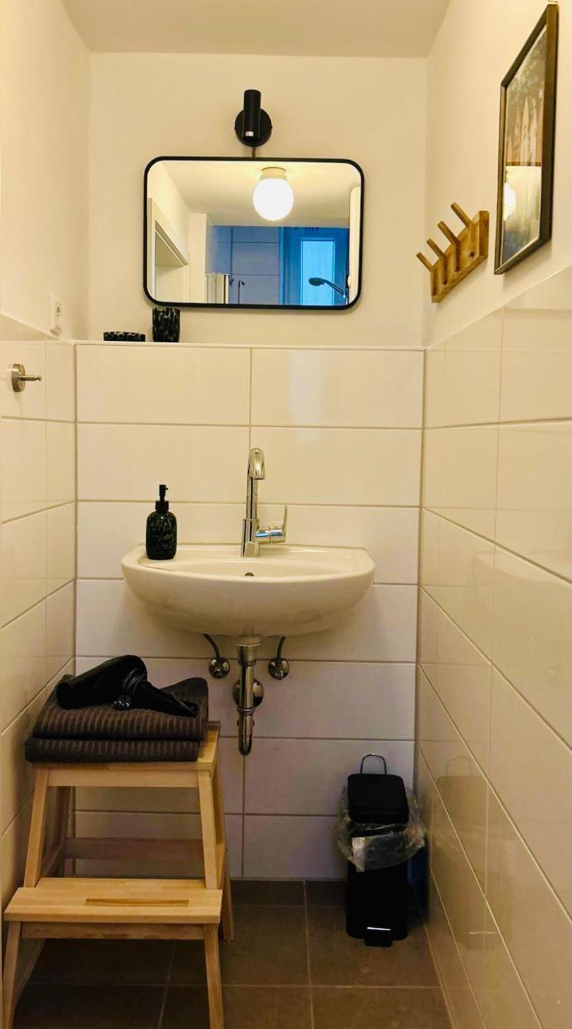 Feelslikehome - Stylische Und Zentrale Altbauwohnung Mit Terrasse&Garten Bochum Luaran gambar