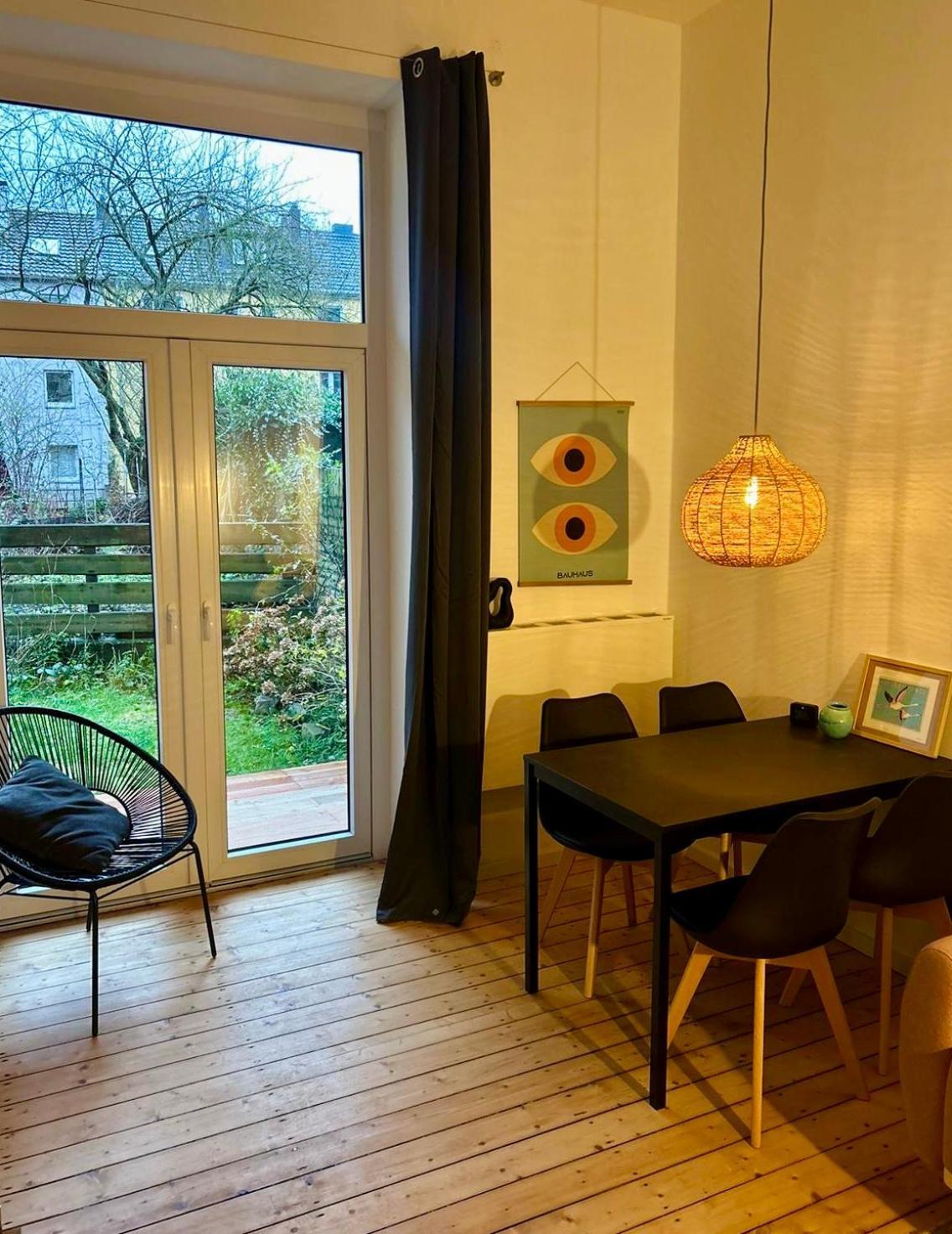 Feelslikehome - Stylische Und Zentrale Altbauwohnung Mit Terrasse&Garten Bochum Luaran gambar