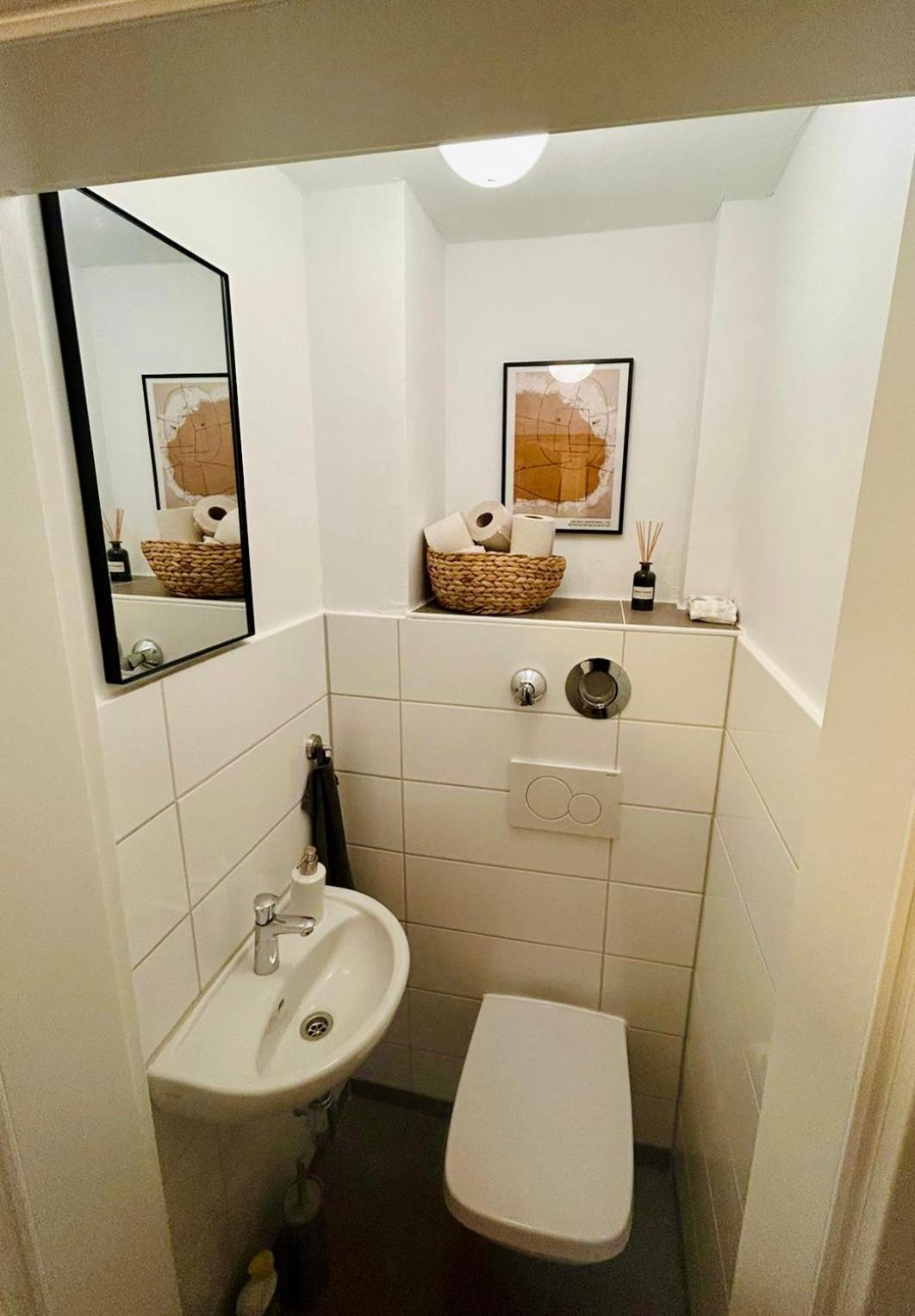 Feelslikehome - Stylische Und Zentrale Altbauwohnung Mit Terrasse&Garten Bochum Luaran gambar