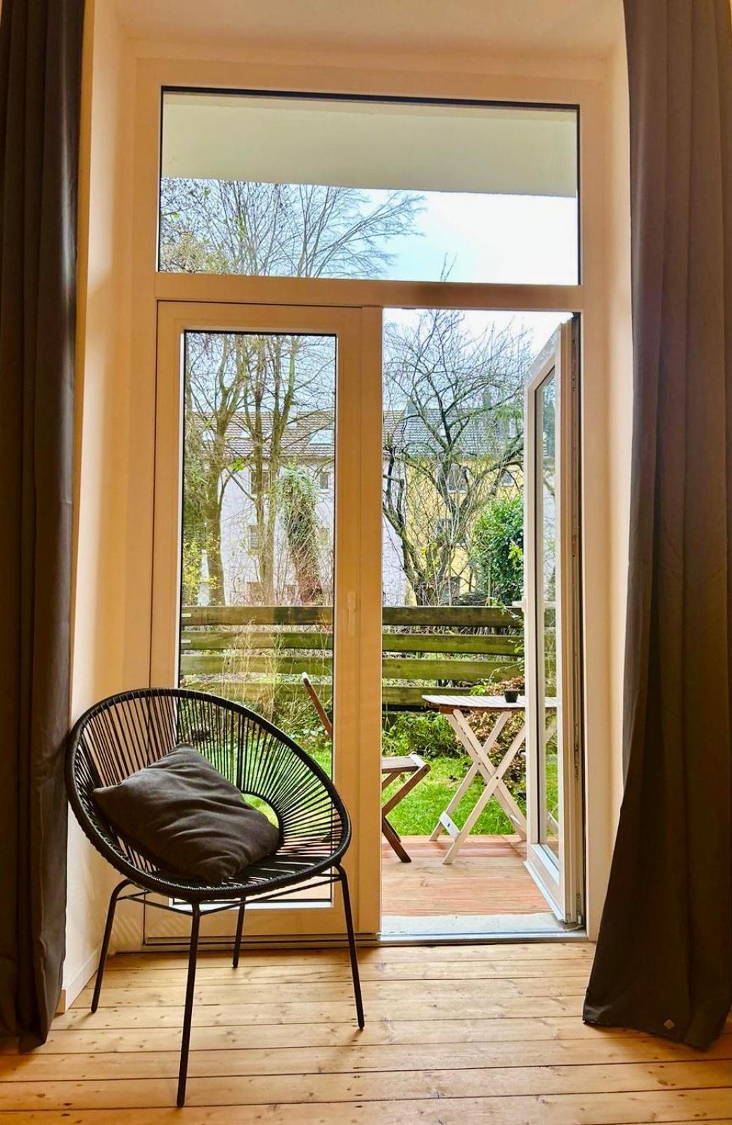 Feelslikehome - Stylische Und Zentrale Altbauwohnung Mit Terrasse&Garten Bochum Luaran gambar